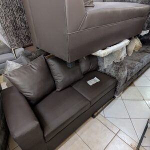 Sala Vinil Chocolate Seccional